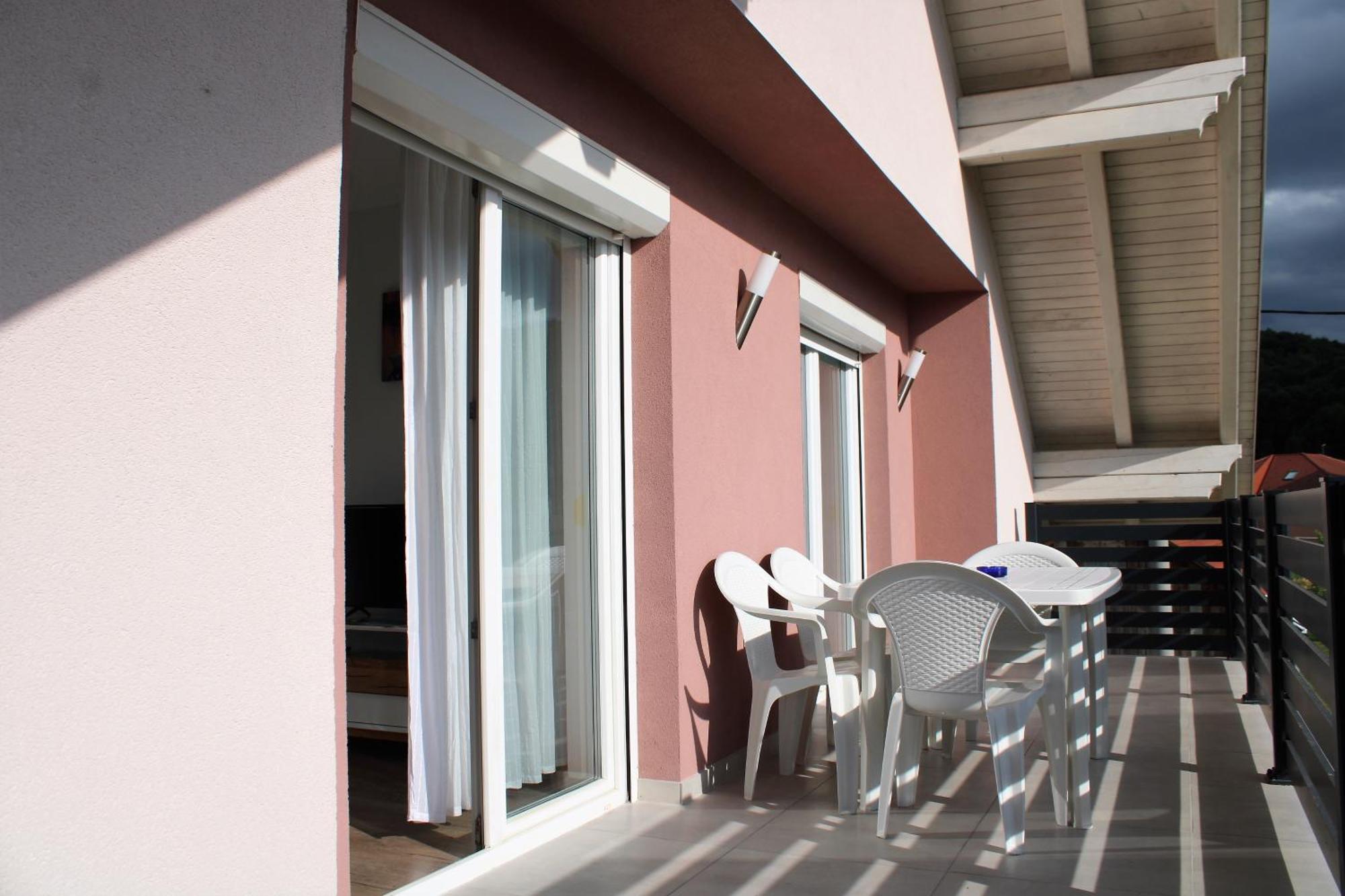 Apartman Swans Оточац Екстер'єр фото