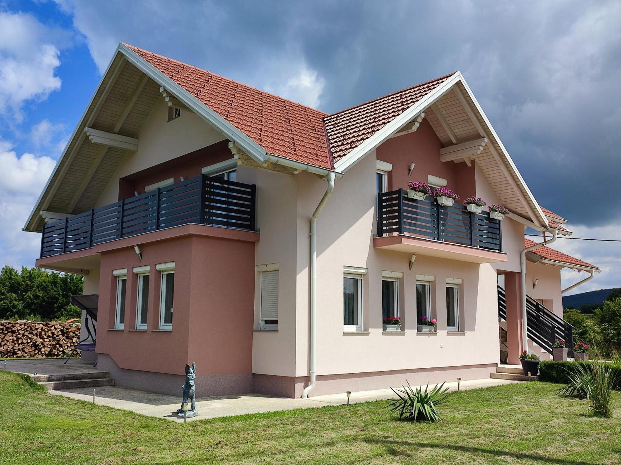 Apartman Swans Оточац Екстер'єр фото